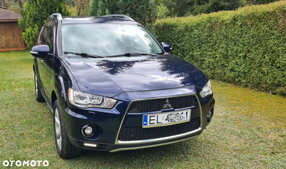 Mitsubishi Outlander 2.0 DID Intense + - 14