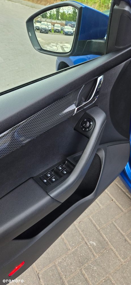 Skoda Octavia 2.0 TDI DSG RS - 28