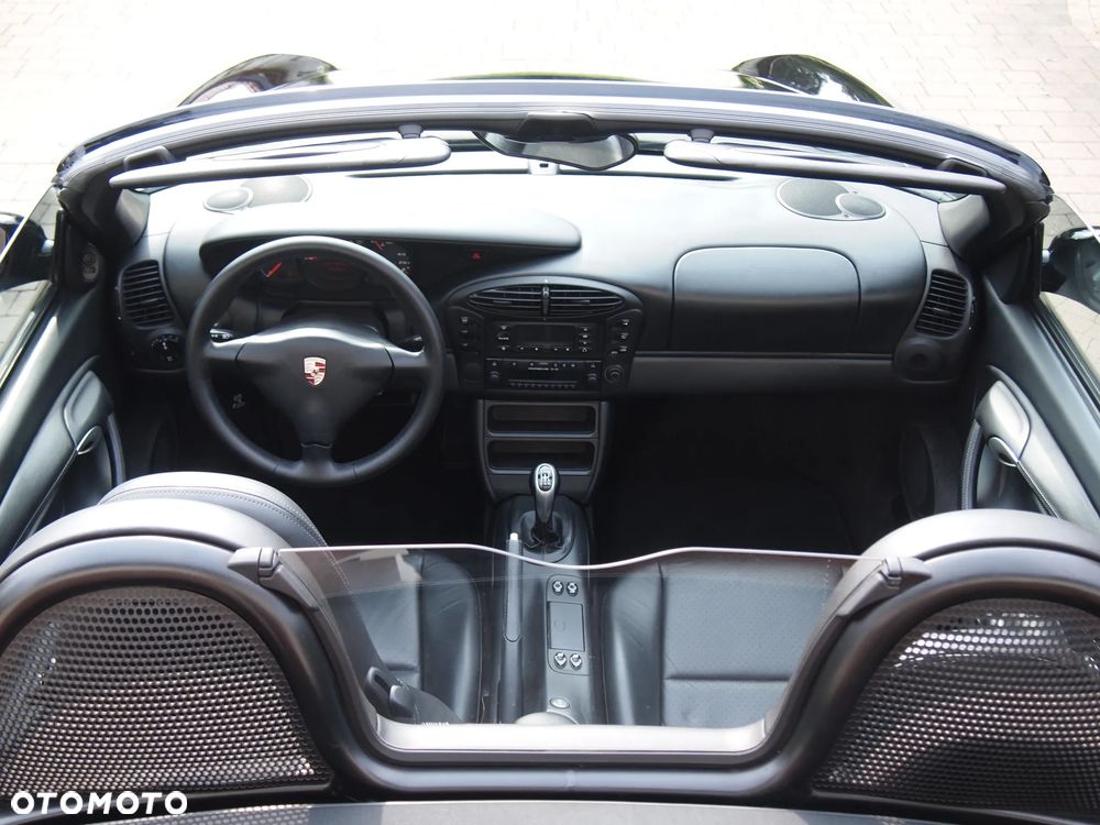 Porsche Boxster - 10