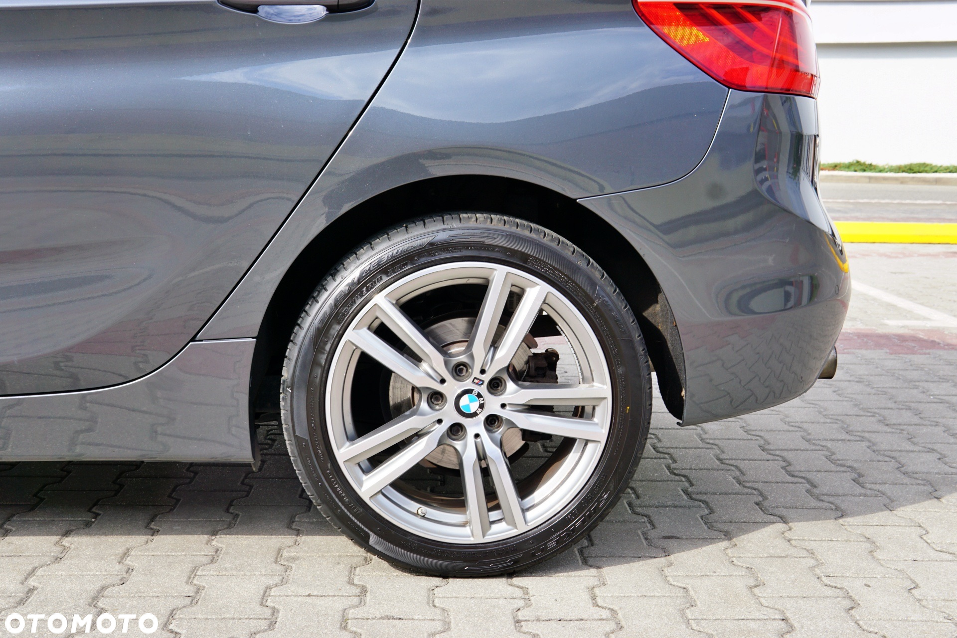 BMW Seria 2 218i Active Tourer - 22