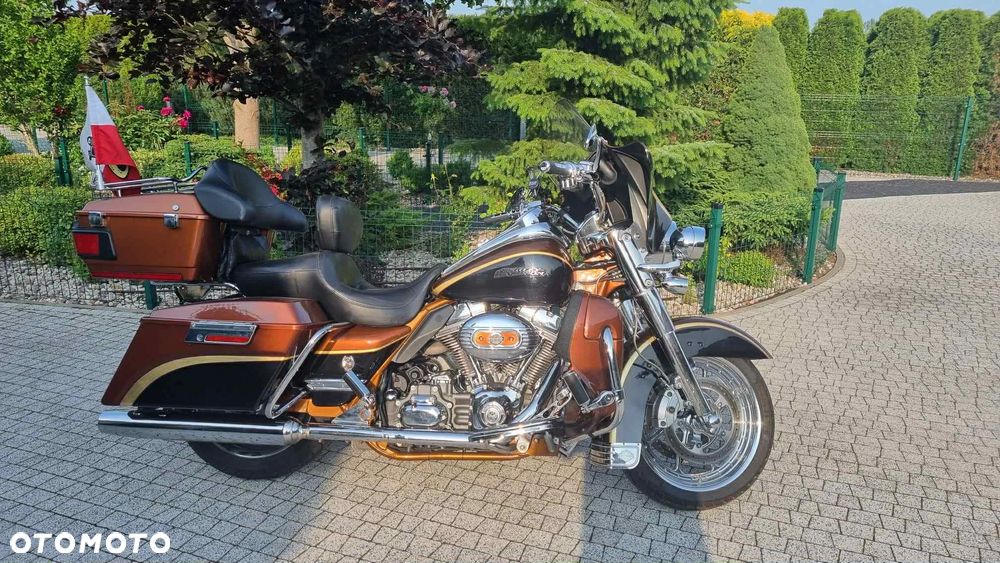 Harley-Davidson Touring Road King - 2