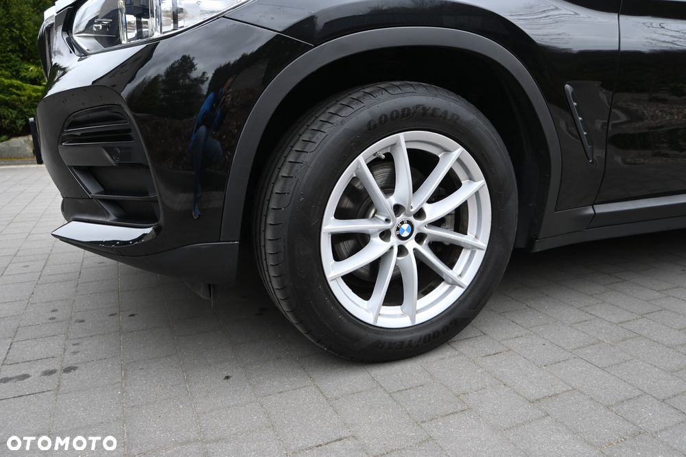 BMW X4 xDrive20d Business Edition sport - 35