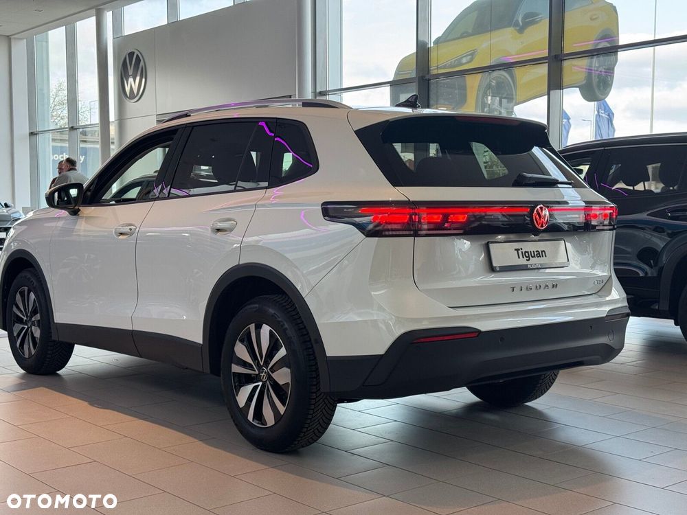 Volkswagen Tiguan - 6