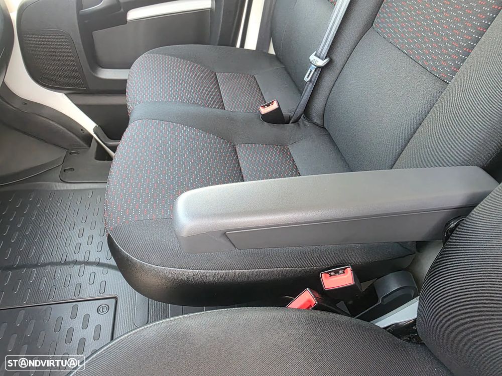 Citroën Jumper 2.2 BlueHDi 35 L3 CD - 16