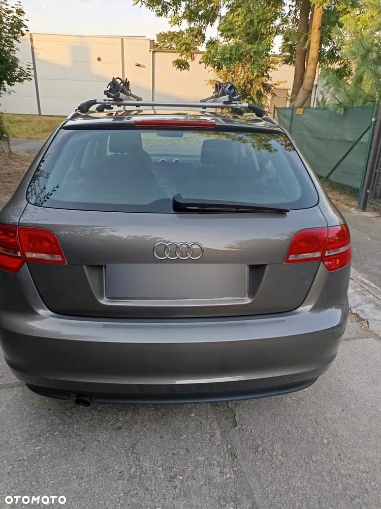 Audi A3 Sportback 1.6 Ambiente - 5