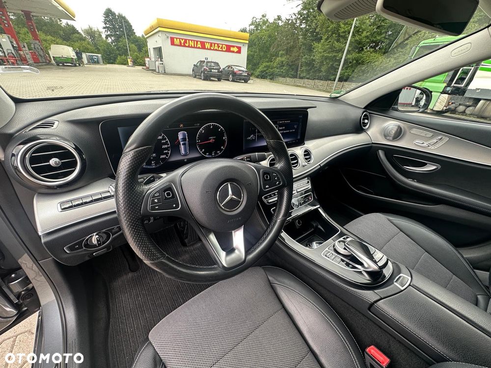 Mercedes-Benz Klasa E 200 d T 9G-TRONIC Avantgarde - 13