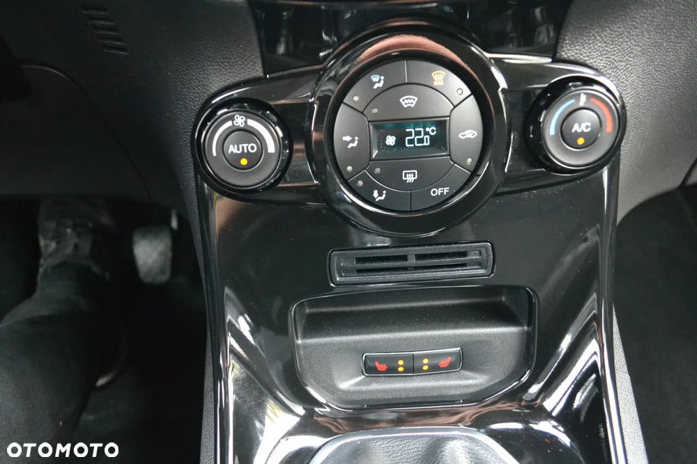 Ford Fiesta 1.0 Titanium EU6 - 7