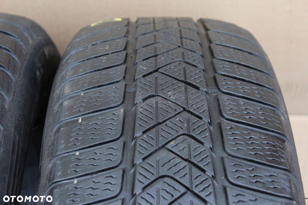 2x 225/60R18 PIRELLI SOTTOZERO 3 RSC 104H 20r 5,5mm - 3