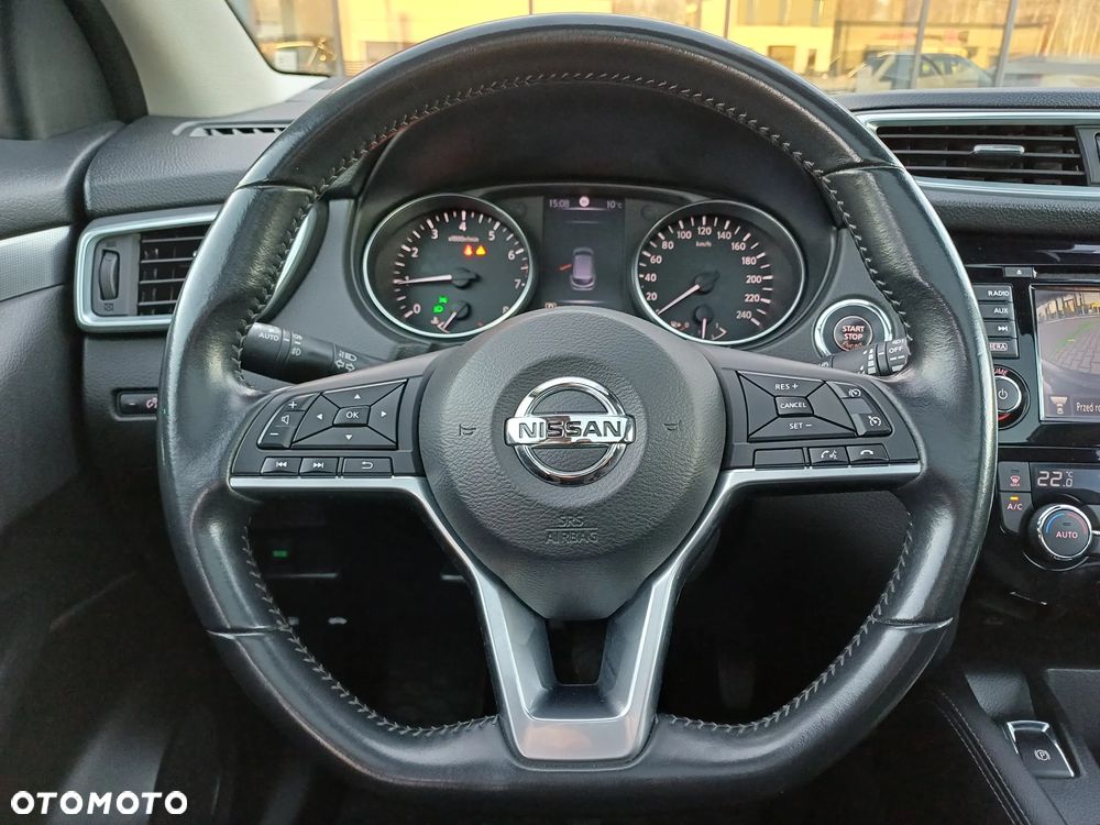 Nissan Qashqai 1.2 DIG-T N-Connecta Xtronic - 8