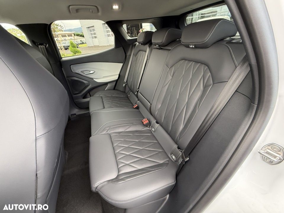 Ford Explorer - 19
