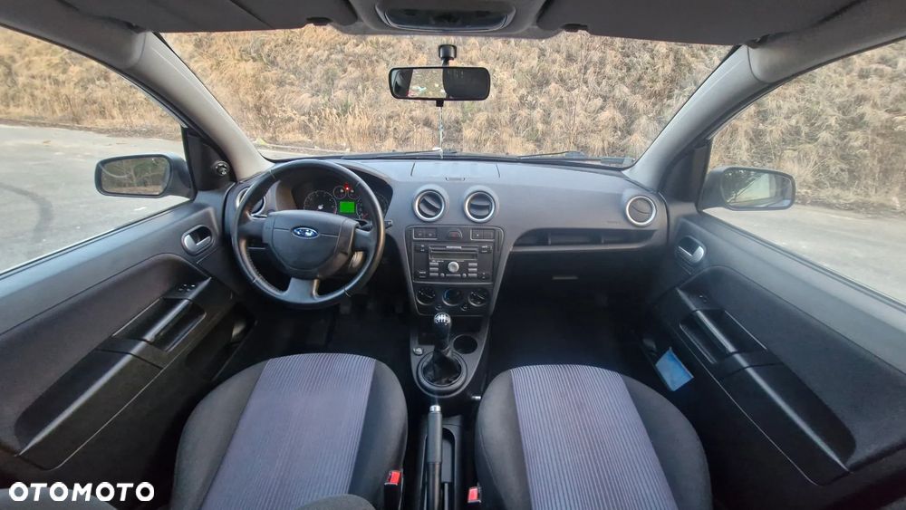 Ford Fusion 1.6 Trend - 9