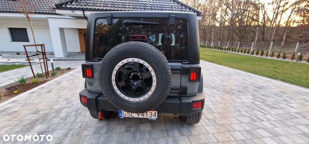 Jeep Wrangler - 11