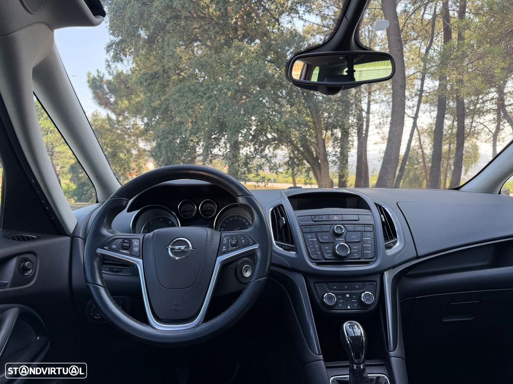 Opel Zafira 2.0 CDTI Cosmo - 9