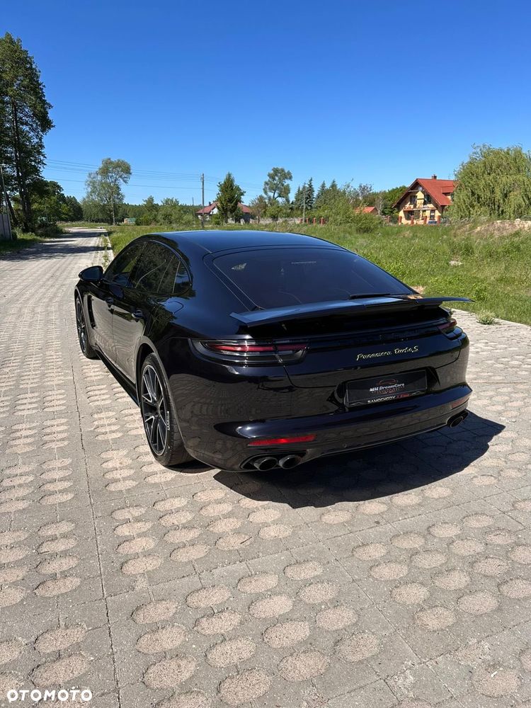 Porsche Panamera - 2