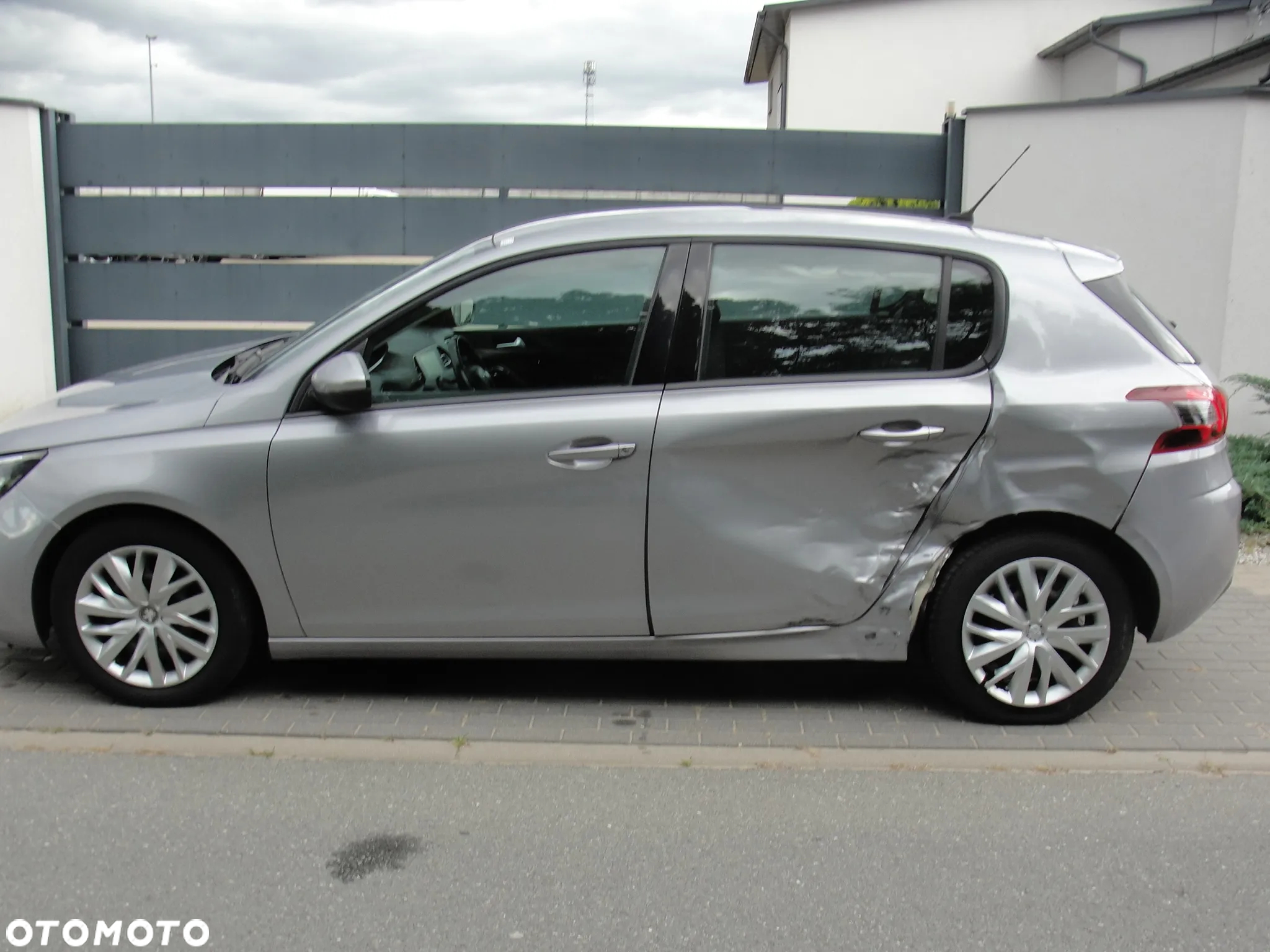 Peugeot 308 1.5 BlueHDi Active S&S - 20