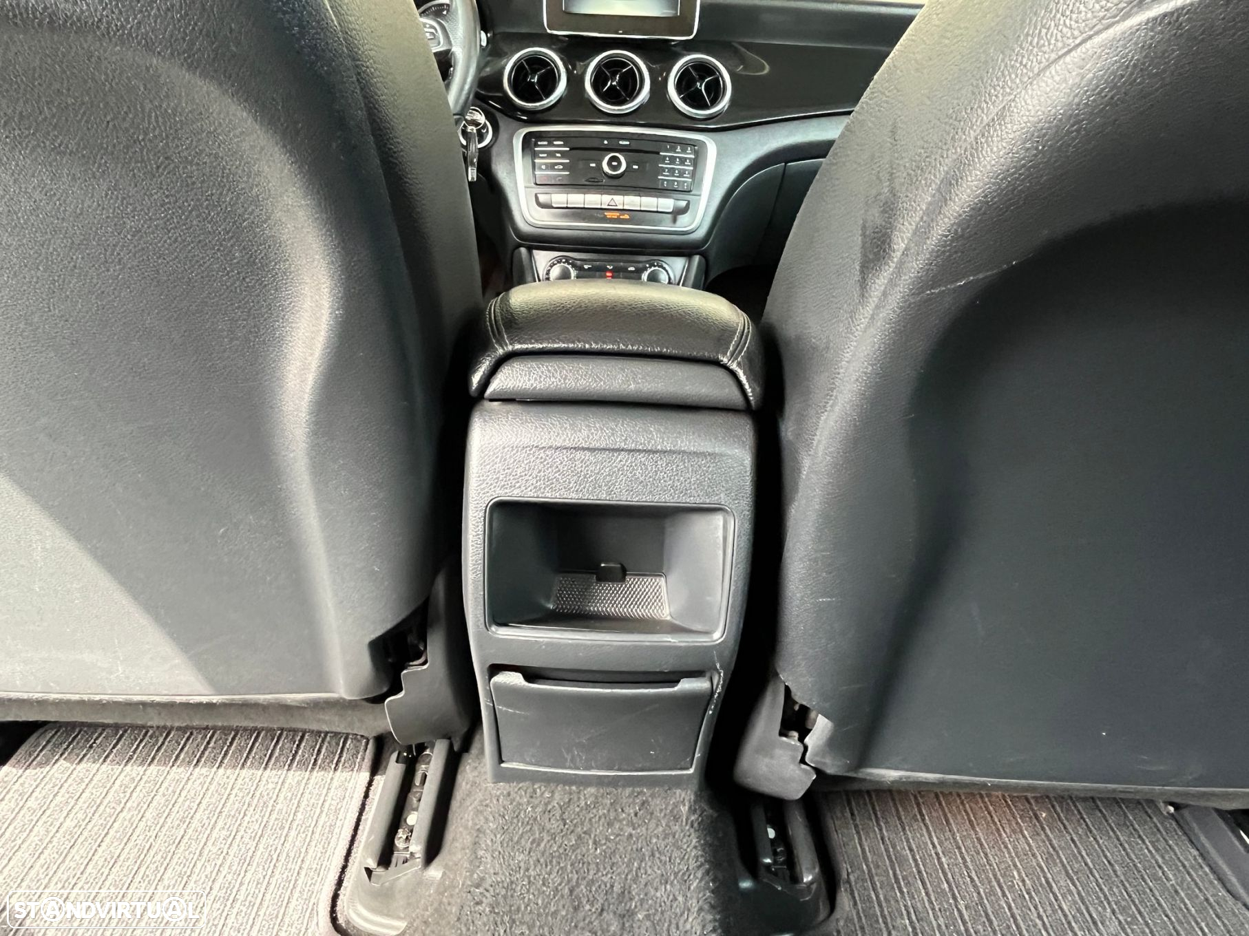 Mercedes-Benz CLA 180 d Shooting Brake Aut. - 33