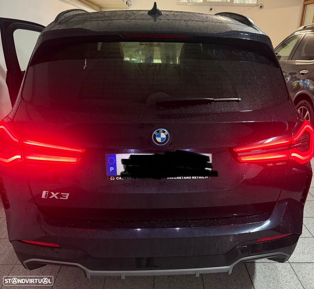 BMW iX3 M Sport Inspiring - 11