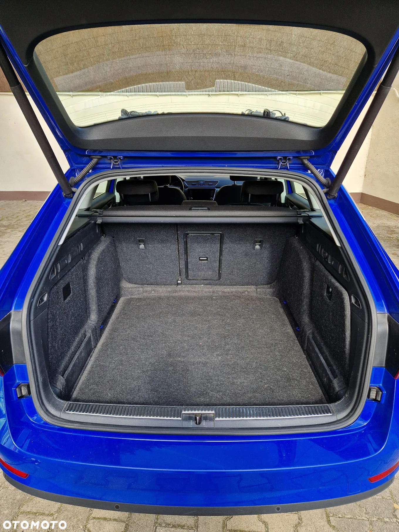 Skoda Superb 2.0 TDI Style DSG - 4