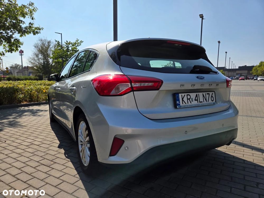 Ford Focus 1.5 TDCi Titanium PowerShift - 8