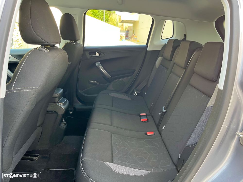 Peugeot 2008 PureTech 82 Style - 25