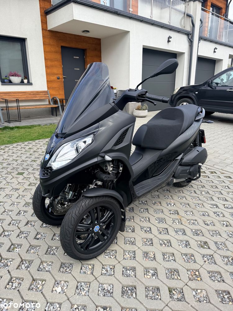 Piaggio MP-3 - 3
