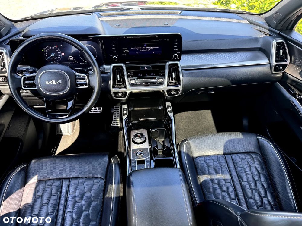 Kia Sorento - 22