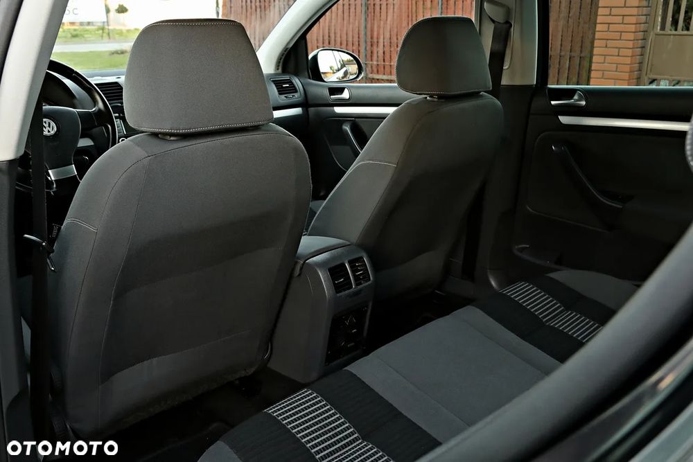 Volkswagen Golf 1.4 Style - 33