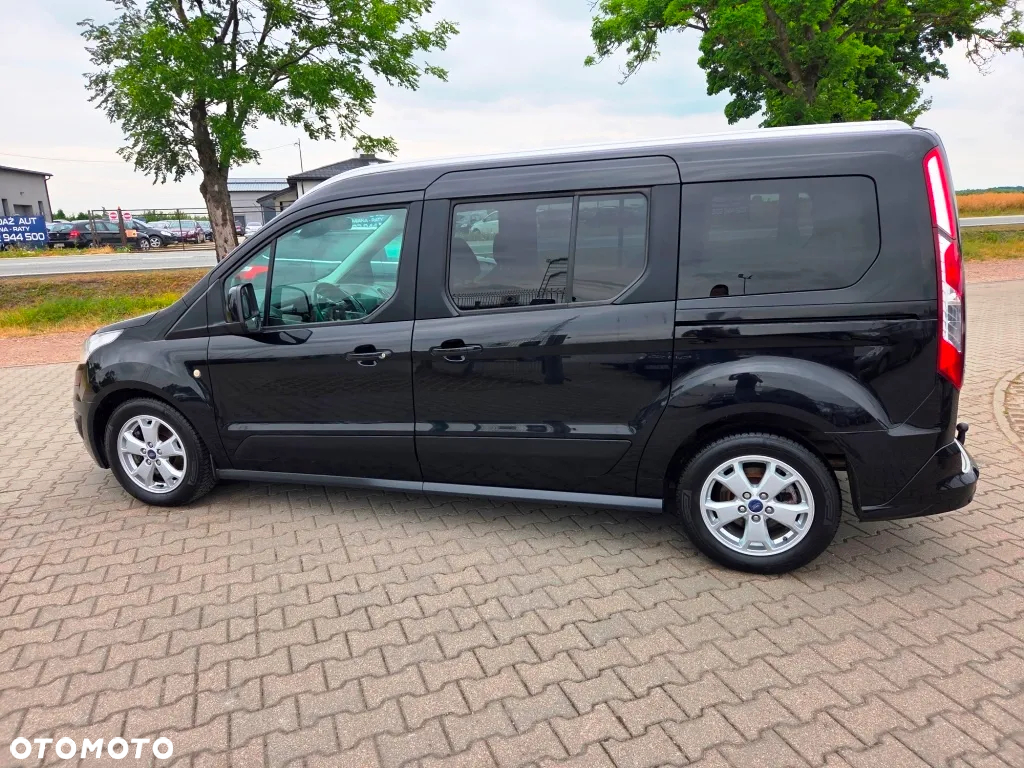 Ford Tourneo Connect Grand - 17
