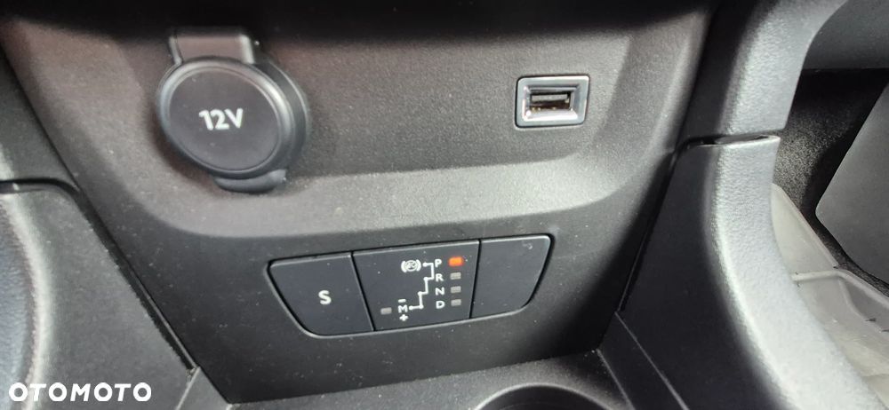 Citroën C3 1.2 PureTech Max EAT6 - 17