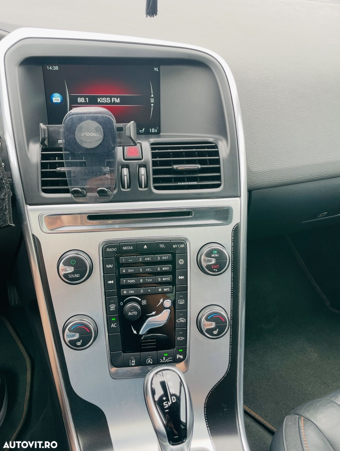Volvo XC 60 D4 AWD Geartronic RDesign - 7