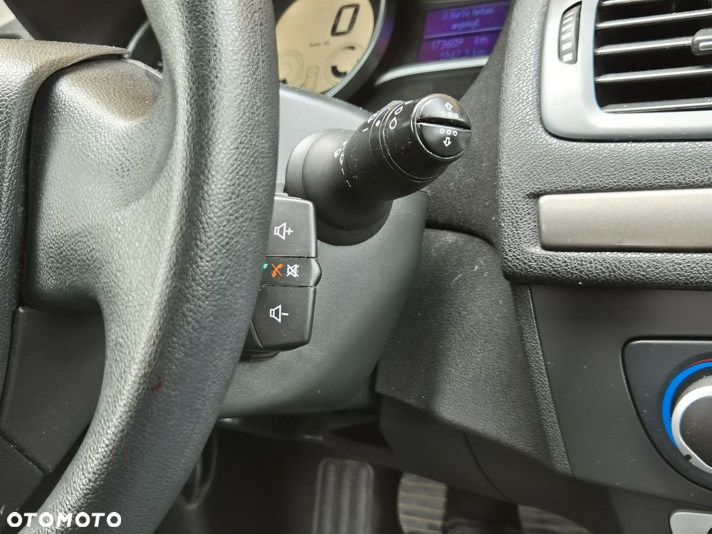 Renault Megane - 13