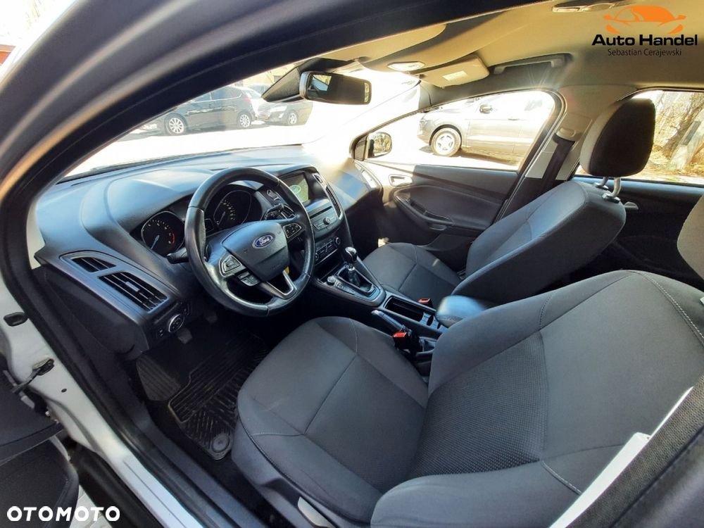 Ford Focus 1.0 EcoBoost STart-Stopp-System TITANIUM - 35