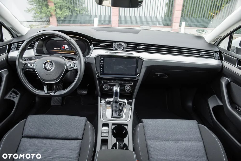Volkswagen Passat Variant - 31