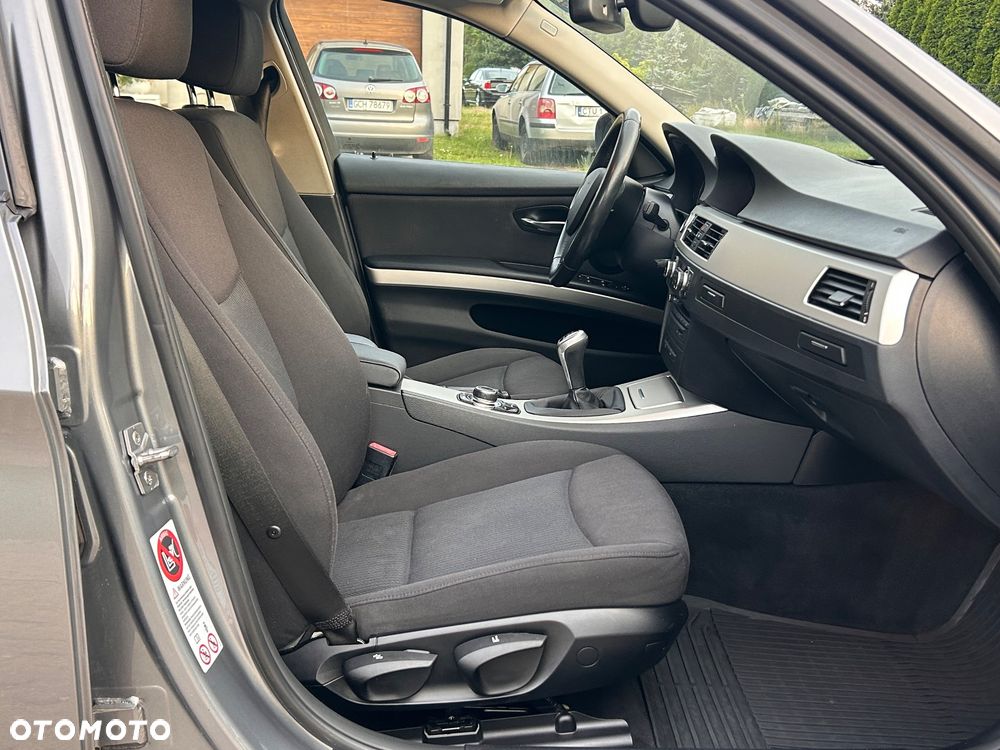 BMW Seria 3 316d Edition Luxury Line Purity - 30