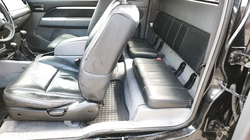 Ford Ranger 2.5 TDCi DC XLT - 9