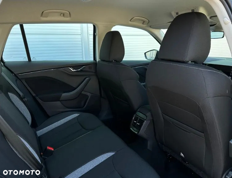 Skoda Kamiq 1.0 TSI Edition 130 DSG - 7