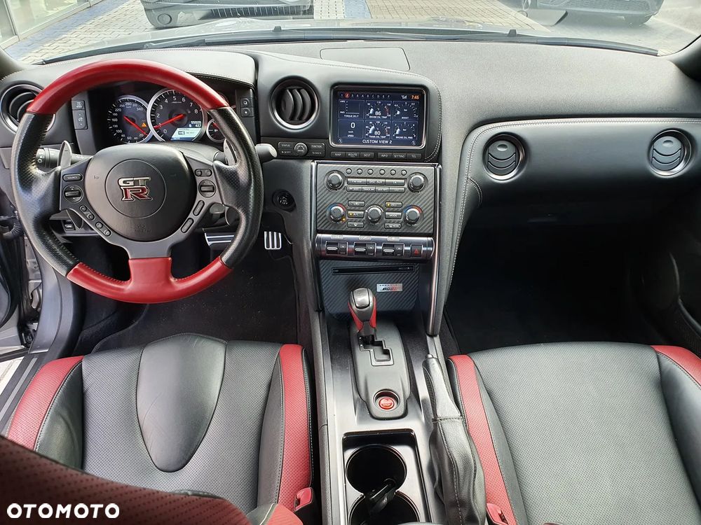 Nissan GT-R Black Edition - 17