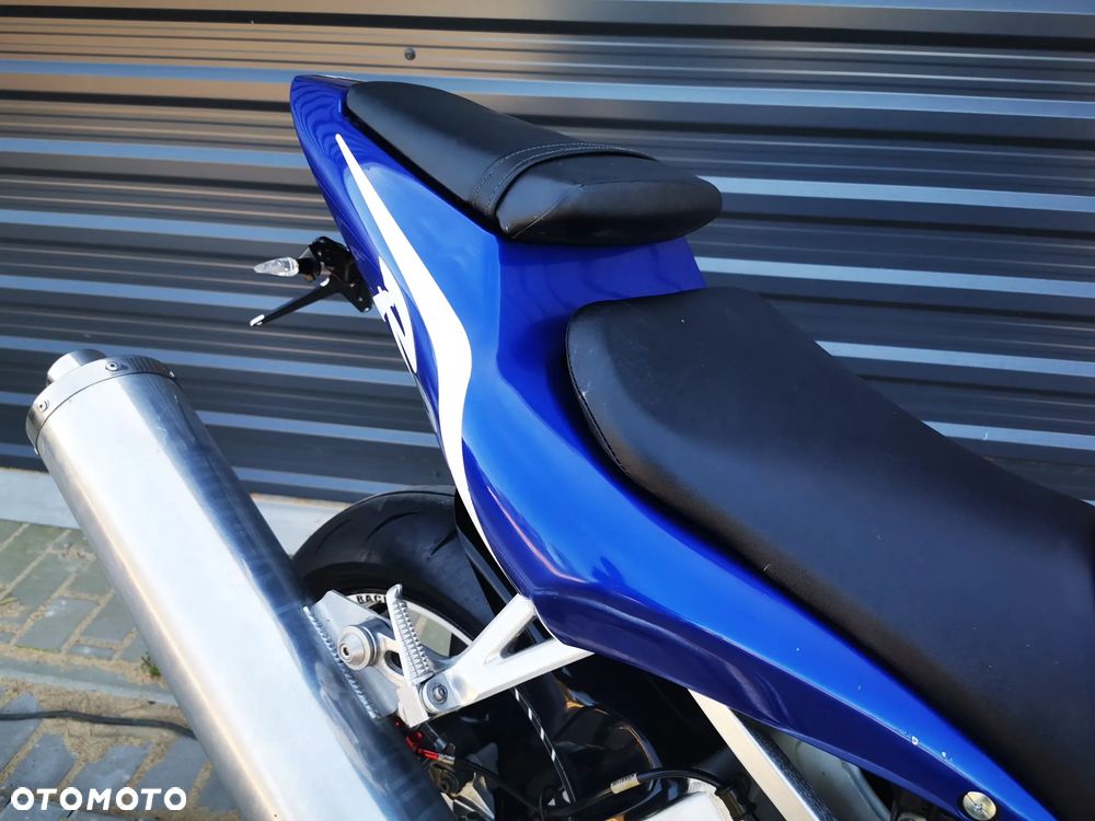 Yamaha R6 - 18