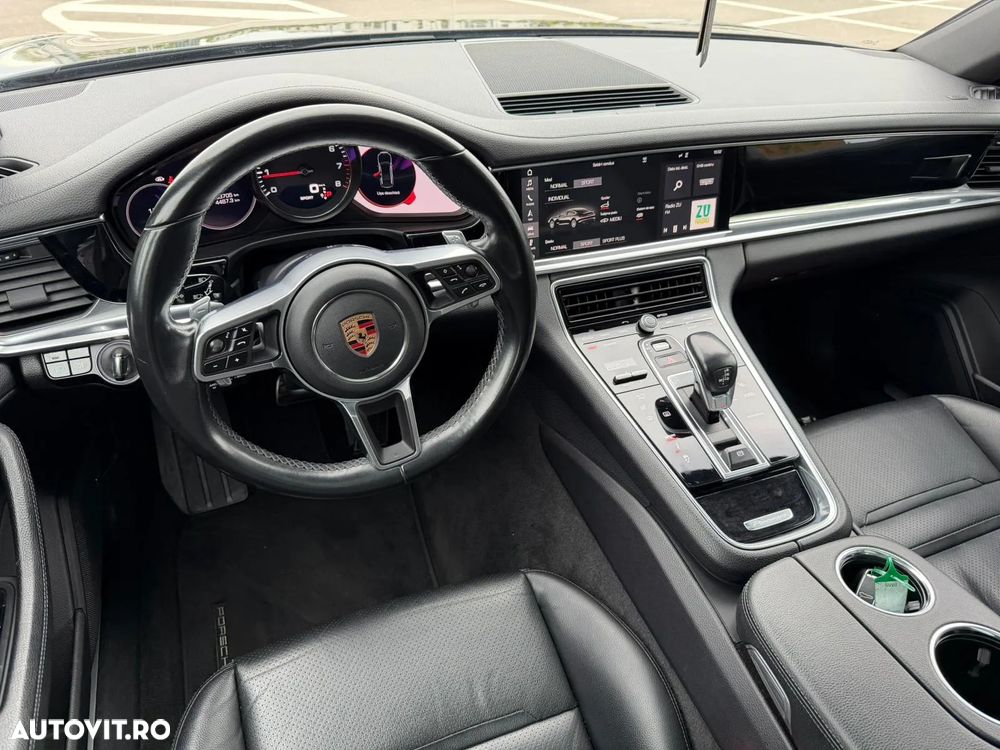 Porsche Panamera 4S - 5
