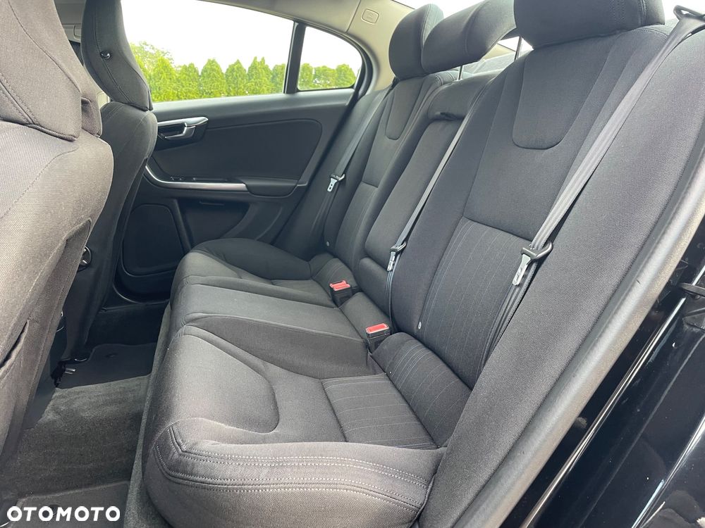 Volvo S60 - 17