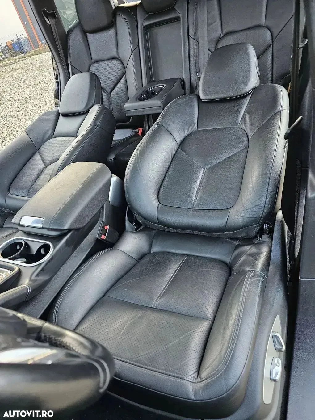 Porsche Cayenne Diesel Platinum Edition - 33