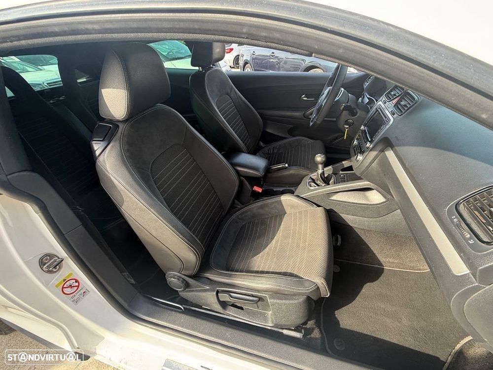 VW Scirocco 2.0 TDI Sport - 33