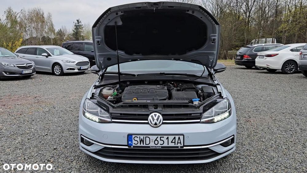 Volkswagen Golf 1.6 TDI BMT Comfortline - 37