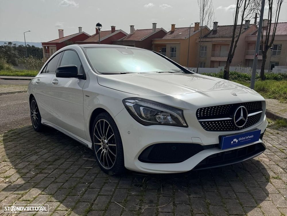 Mercedes-Benz CLA 220 d 4Matic 7G-DCT AMG Line - 3