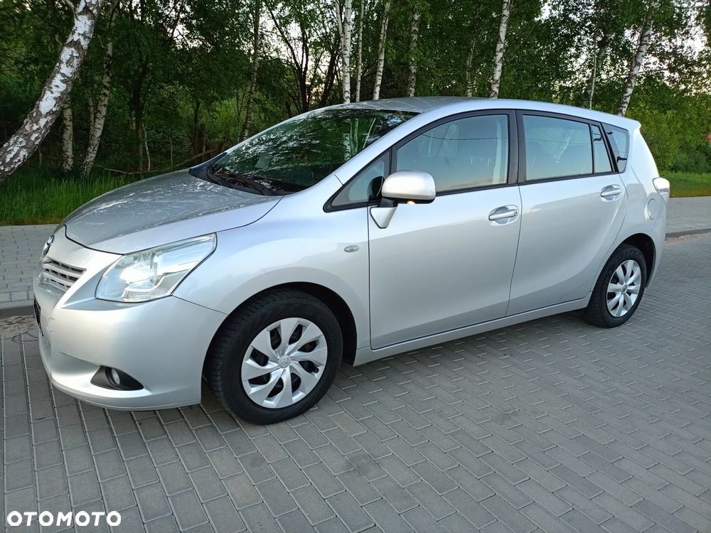 Toyota Verso 1.6 7-Sitzer Life - 1