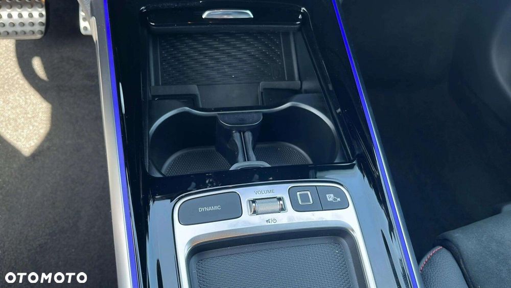 Mercedes-Benz GLB 200 AMG Line 7G-DCT - 16