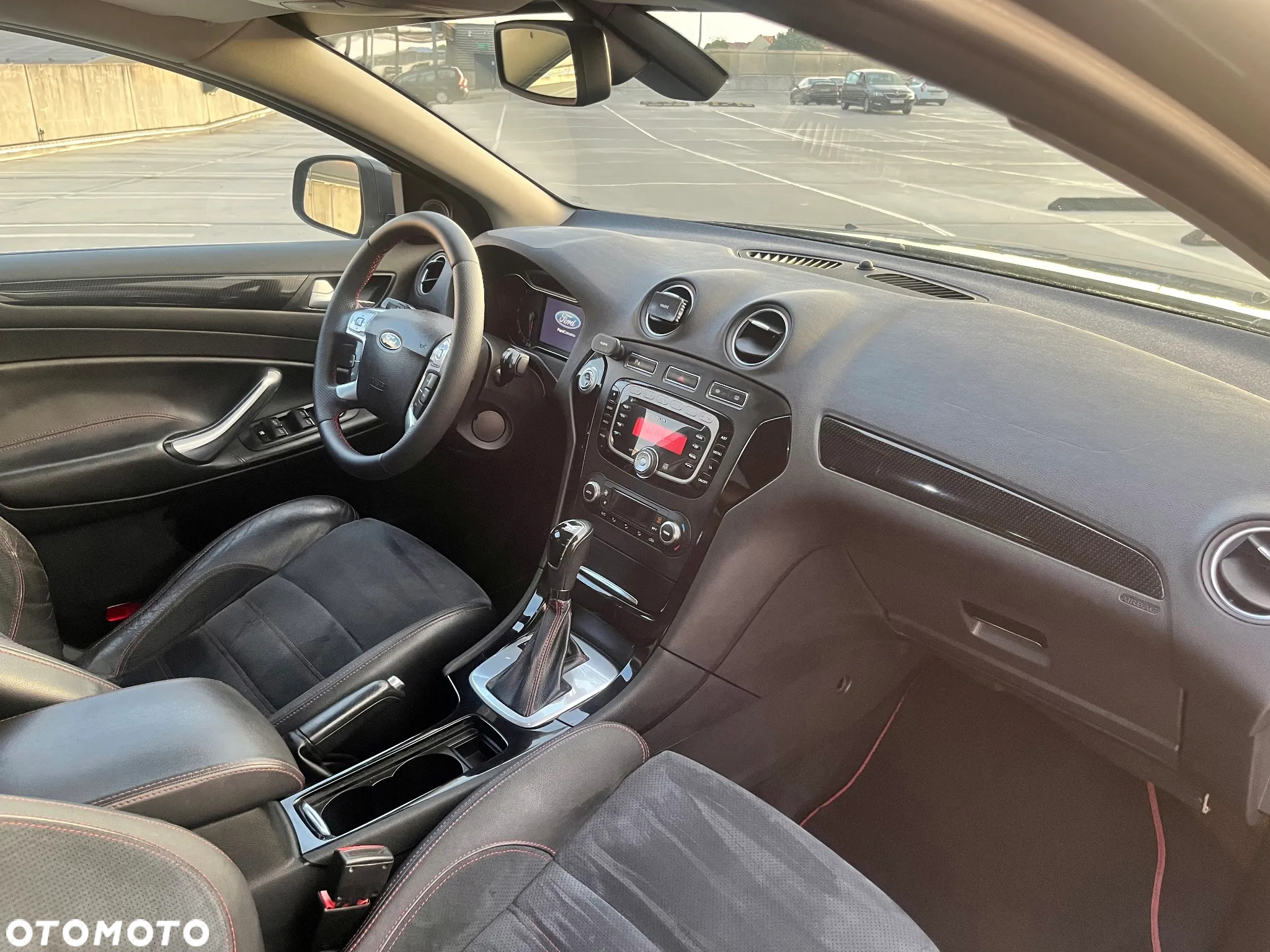 Ford Mondeo 2.0 EcoBoost Titanium S - 16