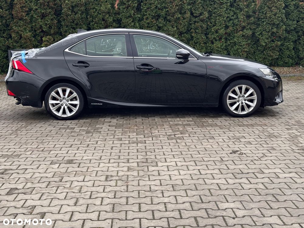 Lexus IS - 3