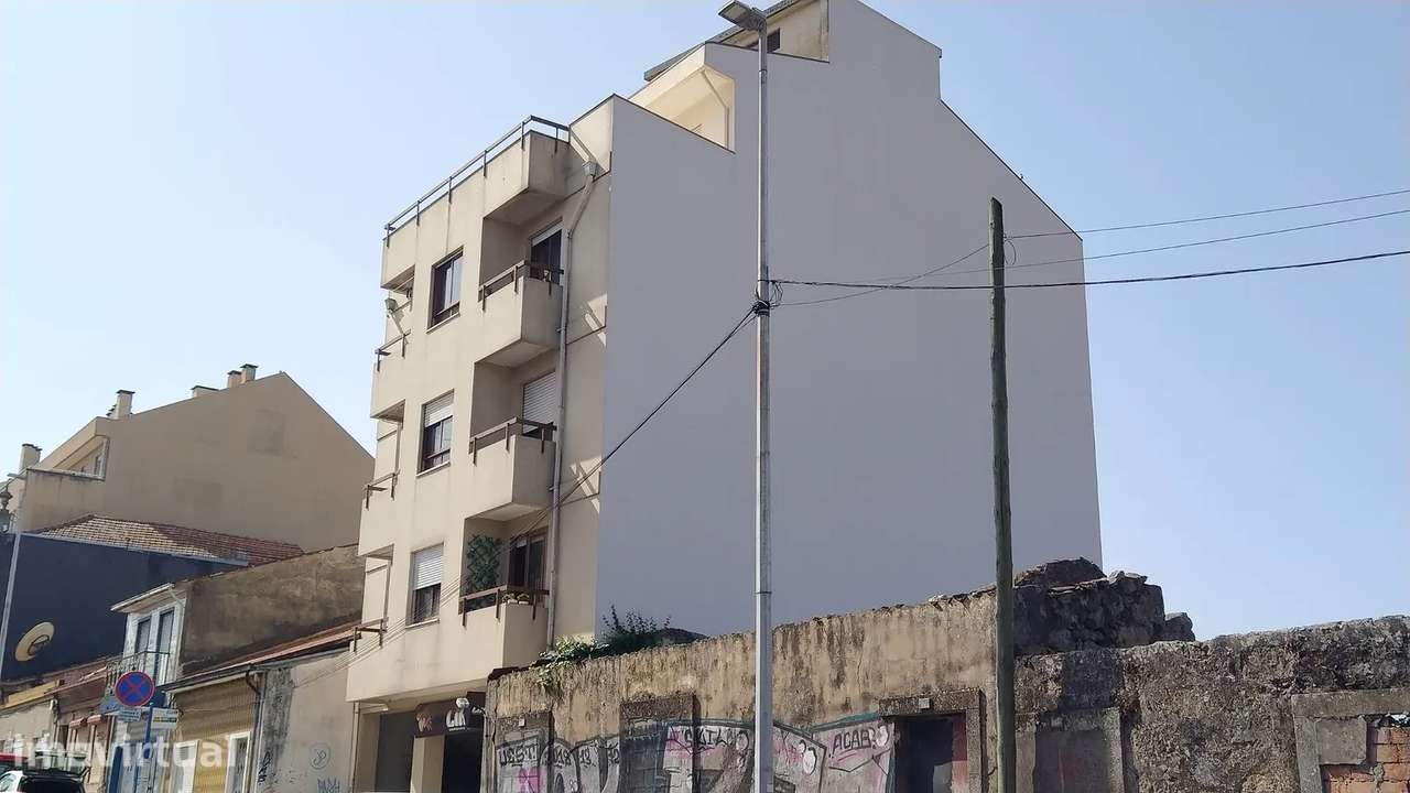 Terreno em S. Mamede -Projecto de Arquitetura e PIP Aprovado - Grande imagem: 3/5