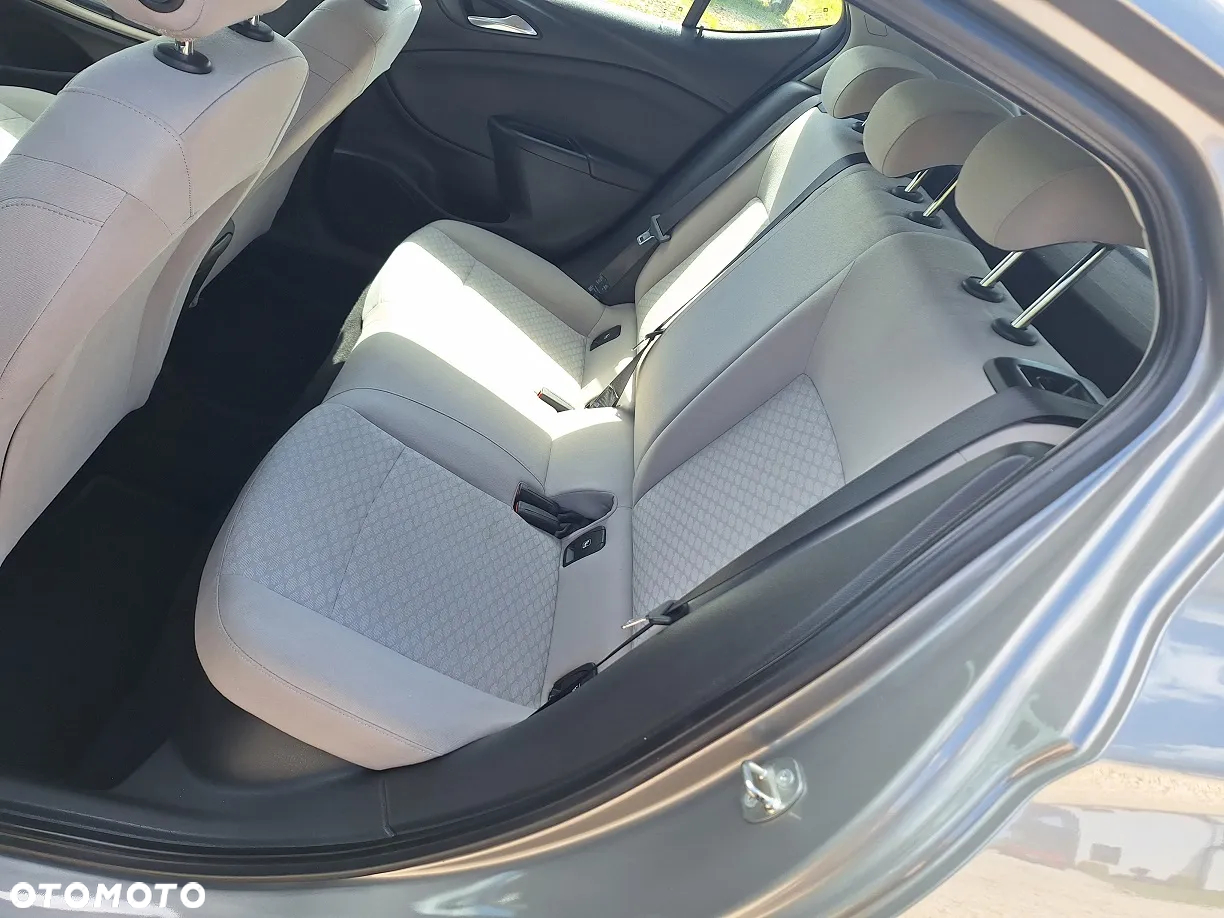 Opel Astra 1.4 Turbo Innovation - 8